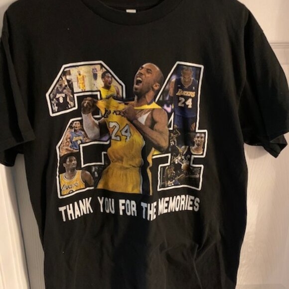 KOBE BRYANT MENS " THANKS FOR THE MEMORIES" TEE - Picture 1 of 4